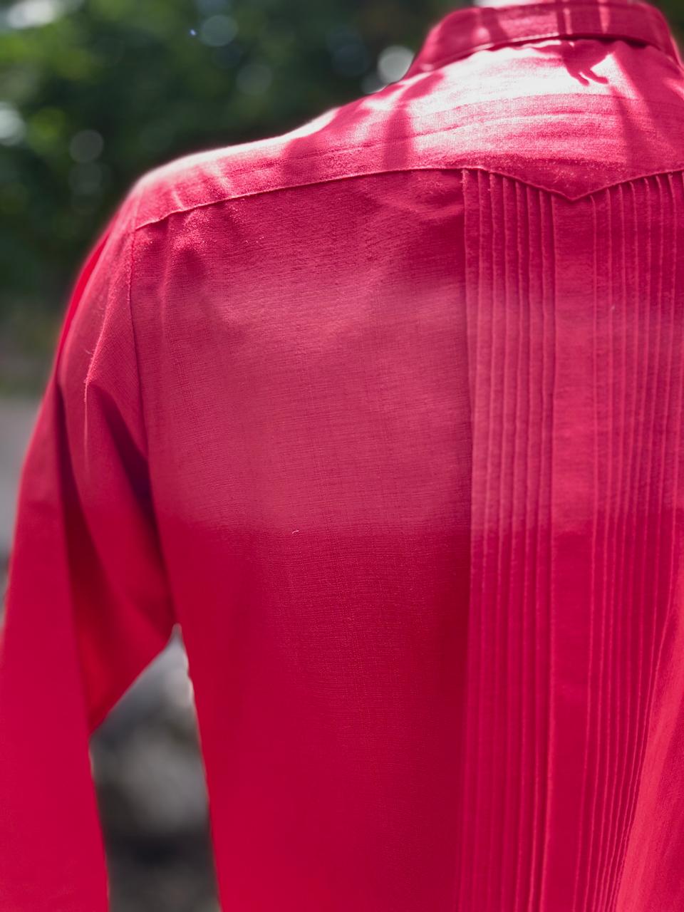 Guayabera Roja Pechera Blanca