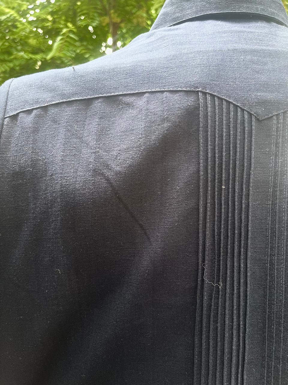 Guayabera Azul Pechera Blanca