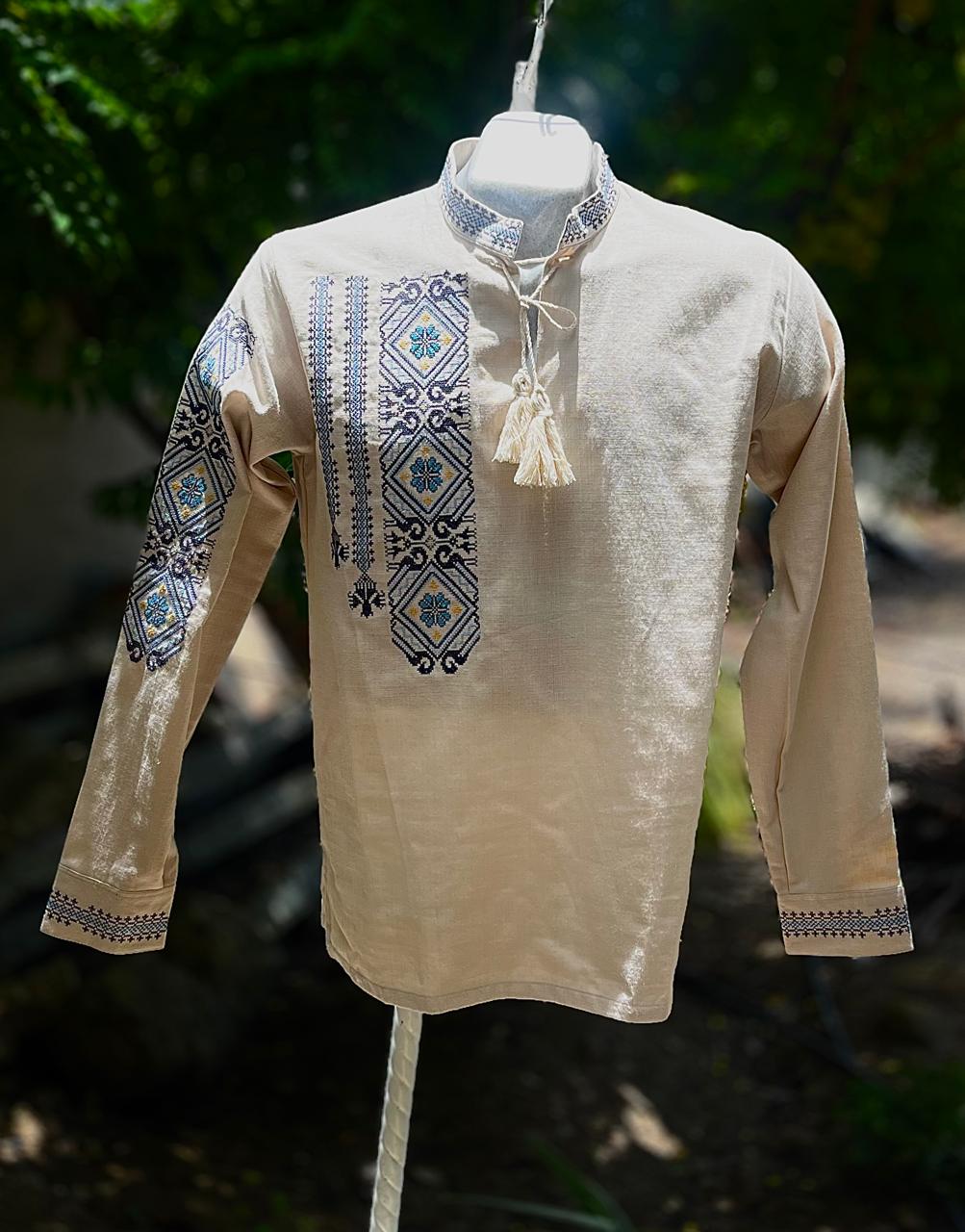 Guayabera de Cordón Cómoda